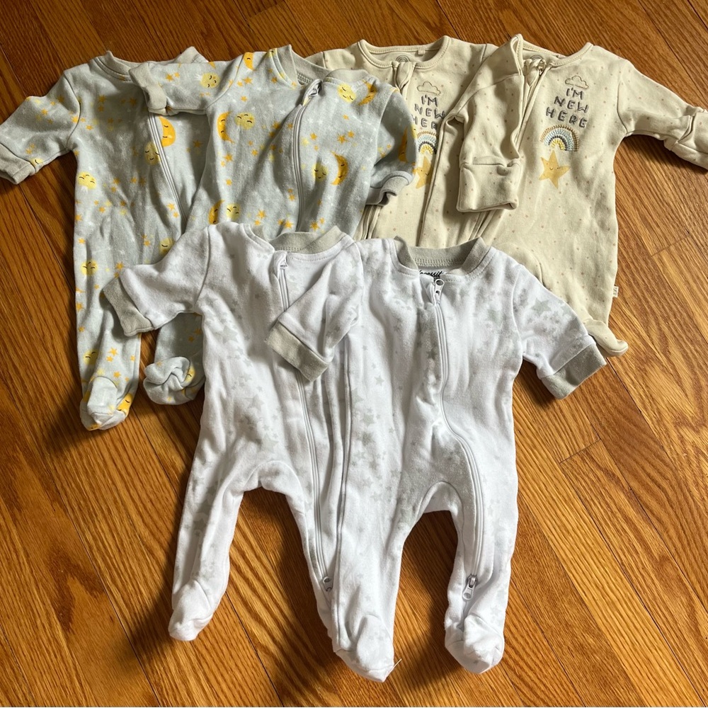 Baby Footies Set - Gray and Cream